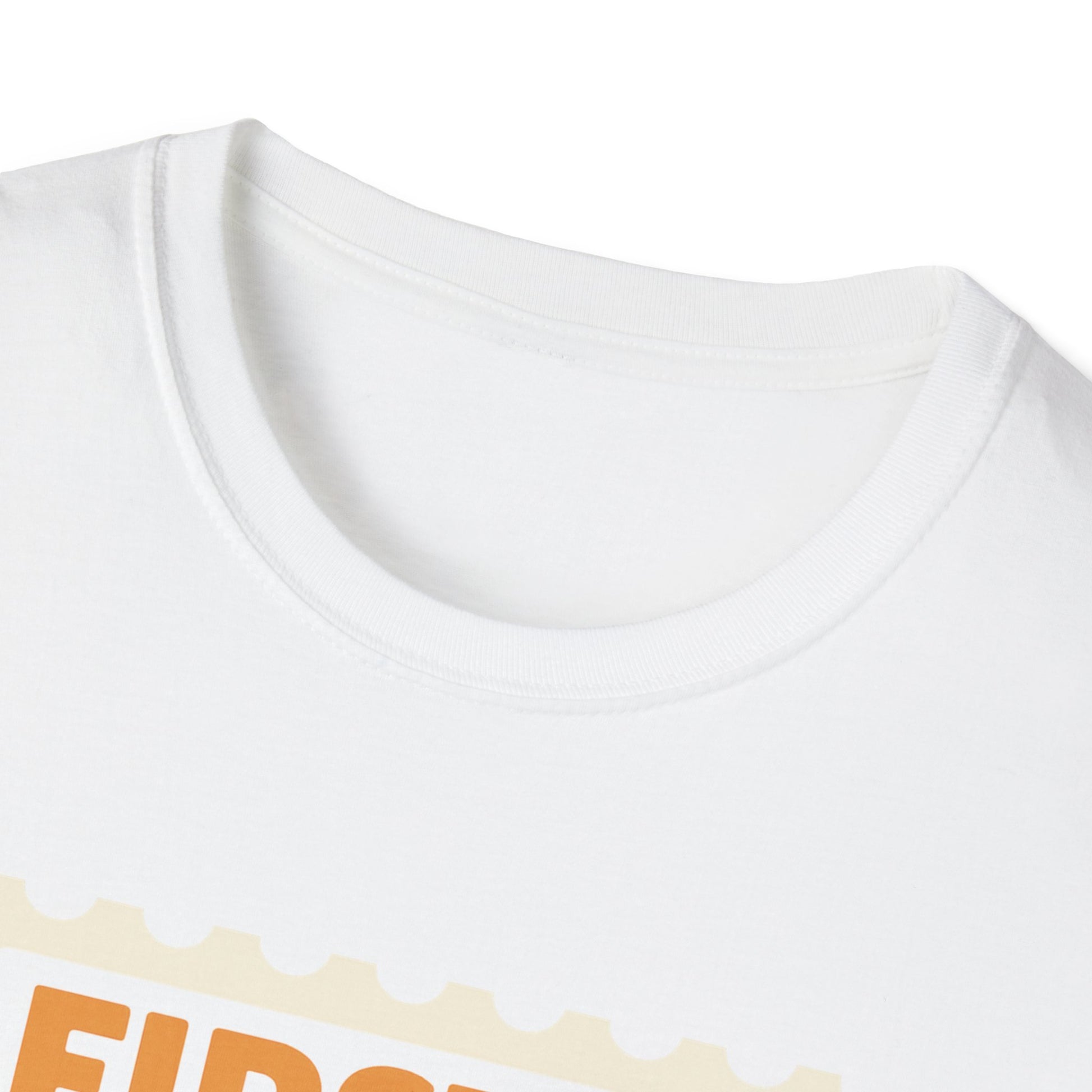 First Class Mom Unisex Softstyle T-Shirt - Perfect Gift for Mother's Day, Birthday, New Moms, Relaxed Casual Wear, Everyday Comfort