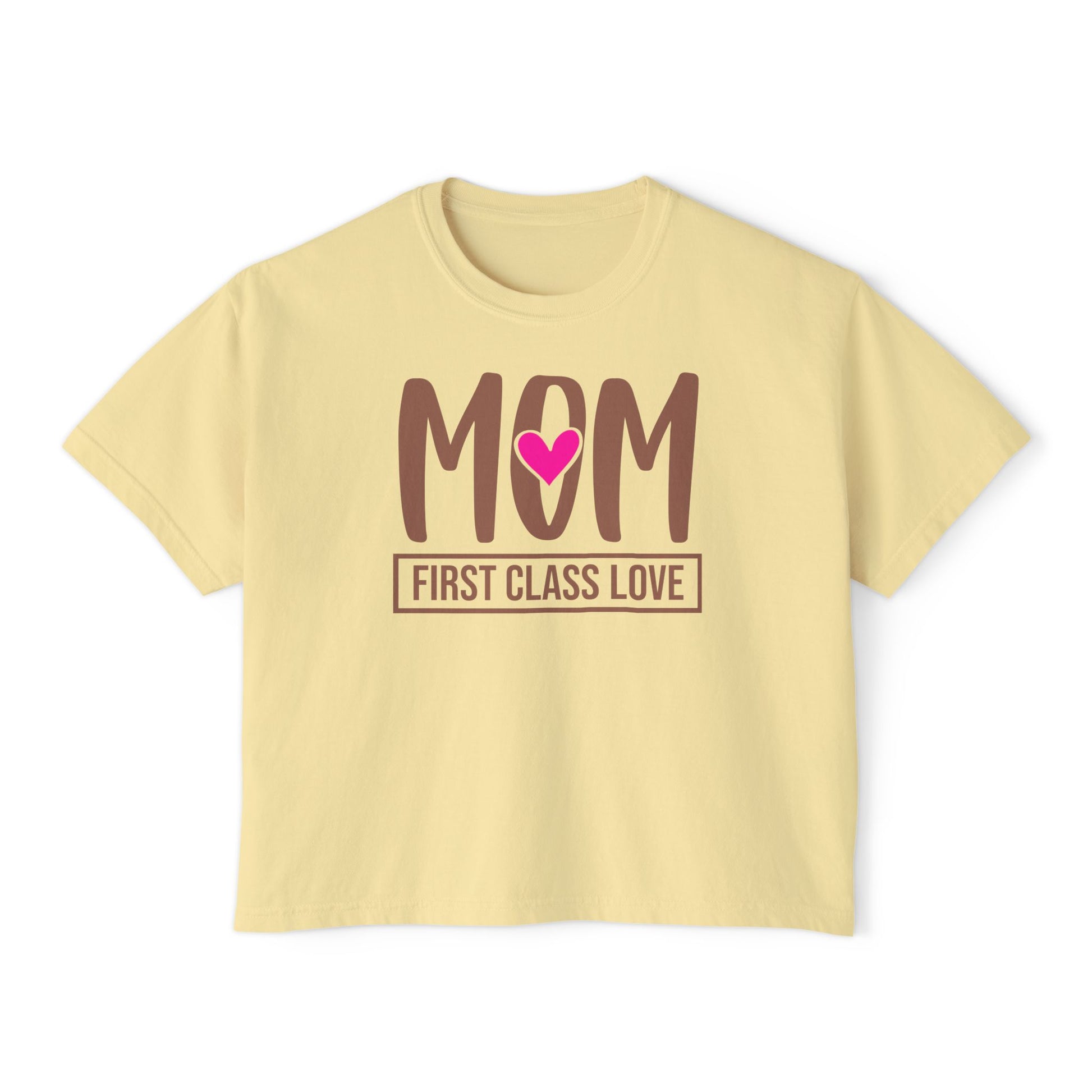 Mom “First Class Love” Boxy Tee – Cute Mother’s Day Shirt, Relaxed Fit Graphic Tee for Moms, Mail-Inspired Gift