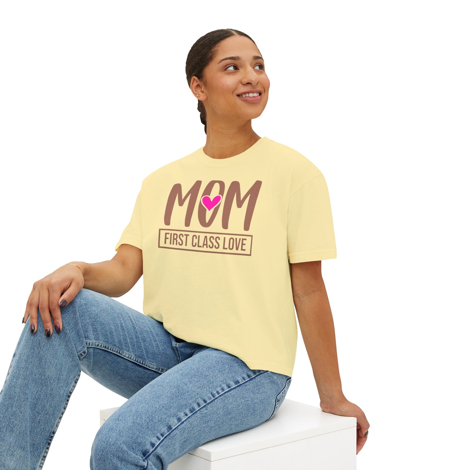 Mom “First Class Love” Boxy Tee – Cute Mother’s Day Shirt, Relaxed Fit Graphic Tee for Moms, Mail-Inspired Gift