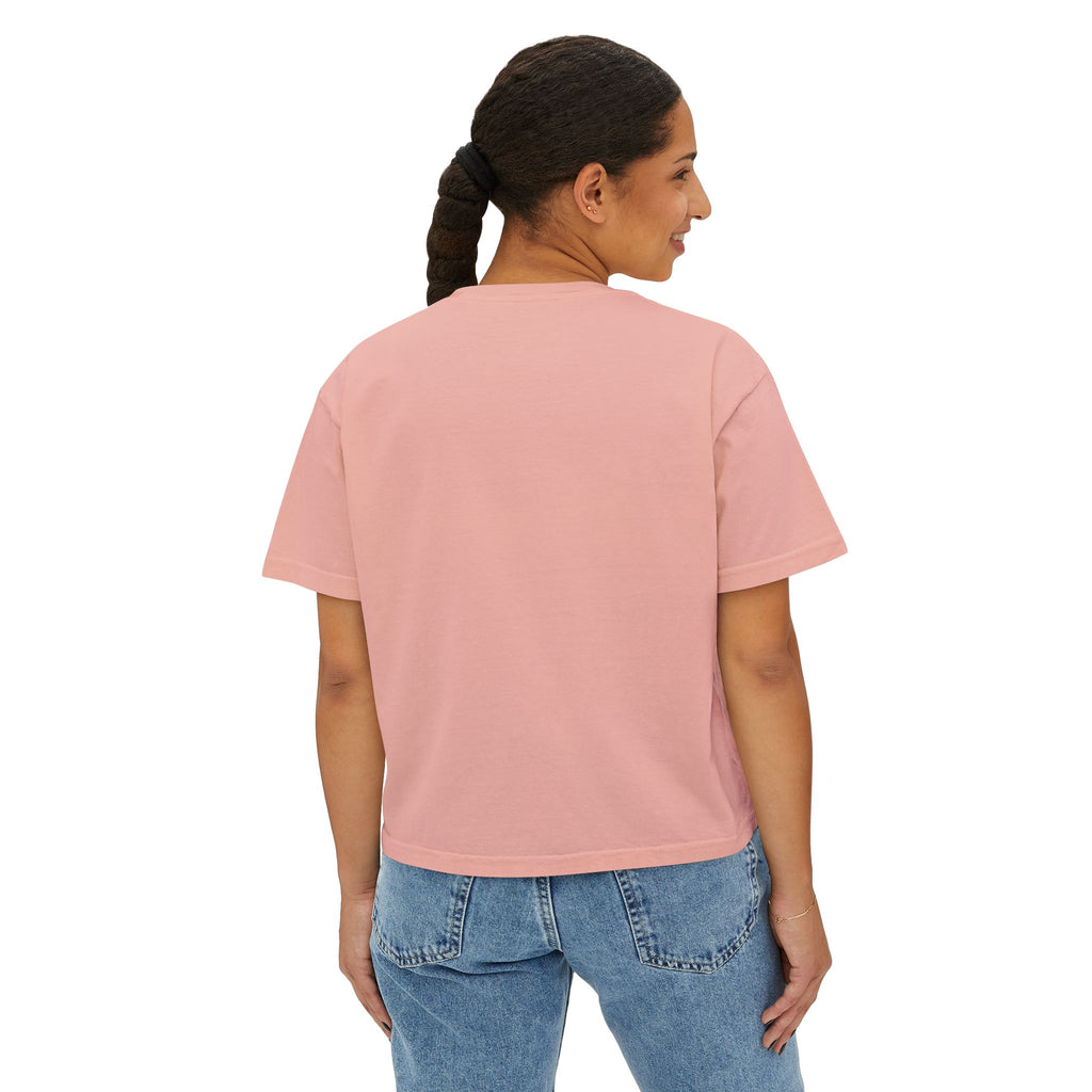 Mom “First Class Love” Boxy Tee – Cute Mother’s Day Shirt, Relaxed Fit Graphic Tee for Moms, Mail-Inspired Gift