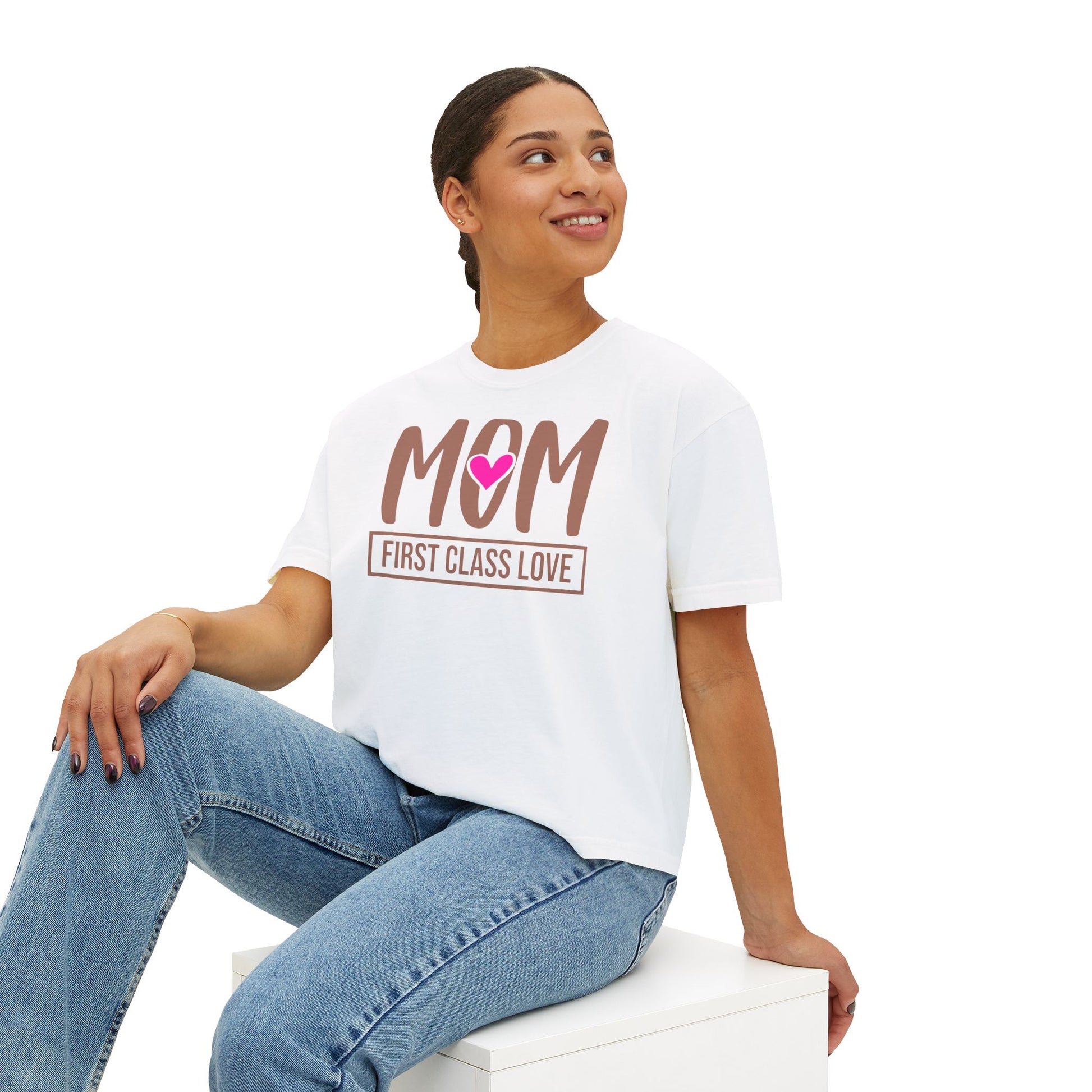 Mom “First Class Love” Boxy Tee – Cute Mother’s Day Shirt, Relaxed Fit Graphic Tee for Moms, Mail-Inspired Gift