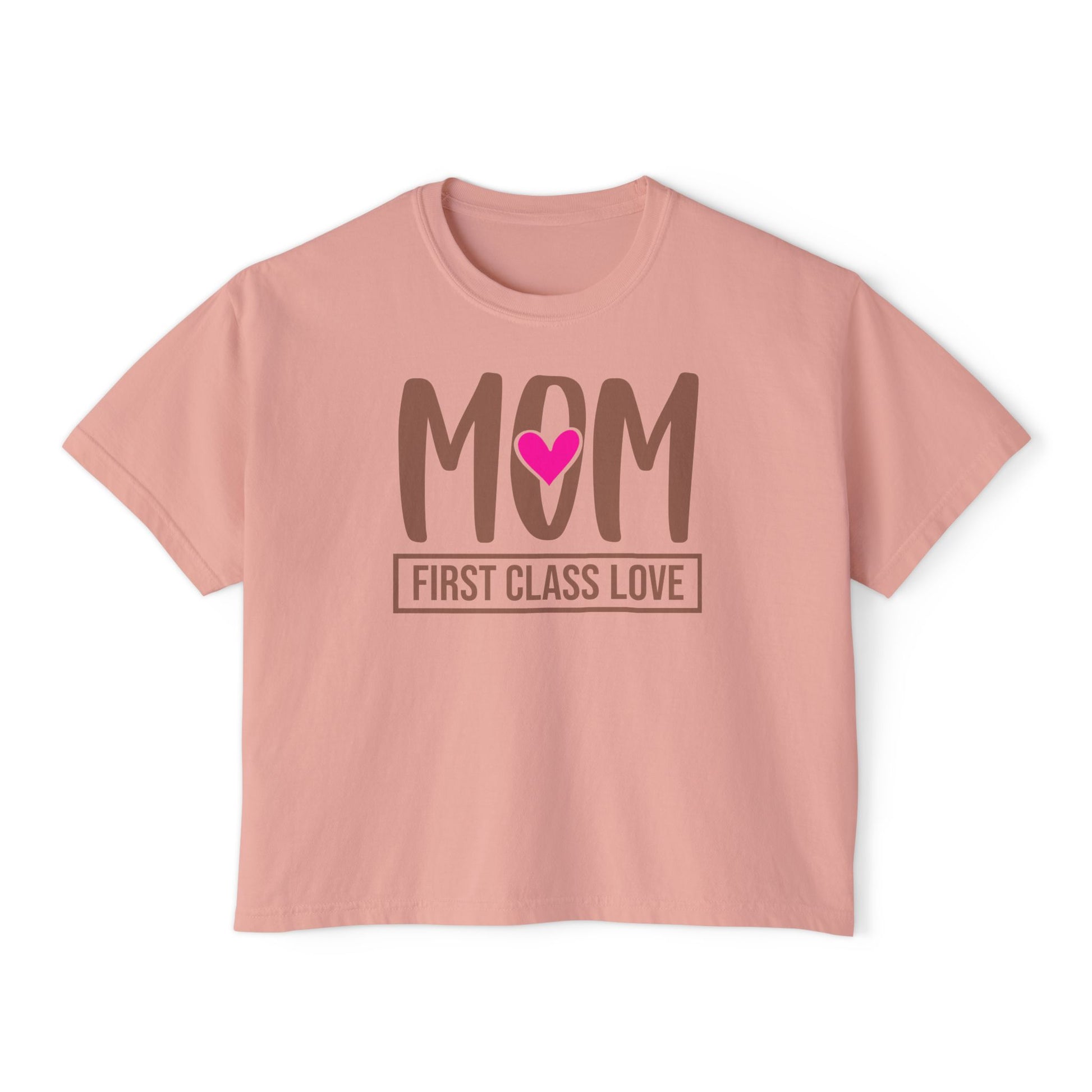 Mom “First Class Love” Boxy Tee – Cute Mother’s Day Shirt, Relaxed Fit Graphic Tee for Moms, Mail-Inspired Gift