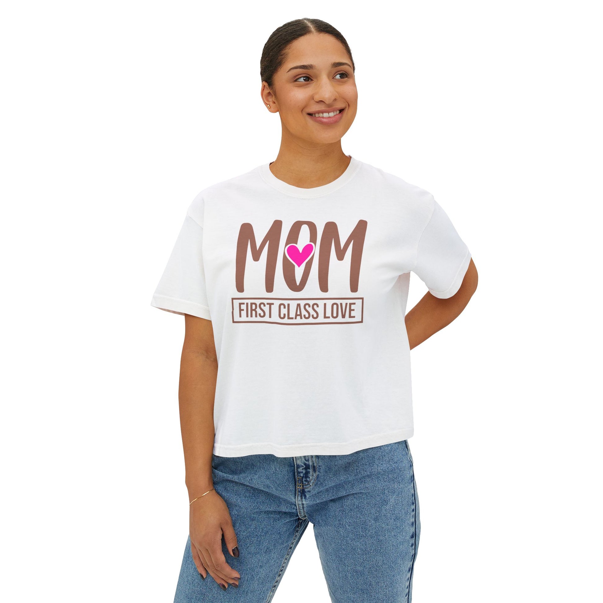 Mom “First Class Love” Boxy Tee – Cute Mother’s Day Shirt, Relaxed Fit Graphic Tee for Moms, Mail-Inspired Gift