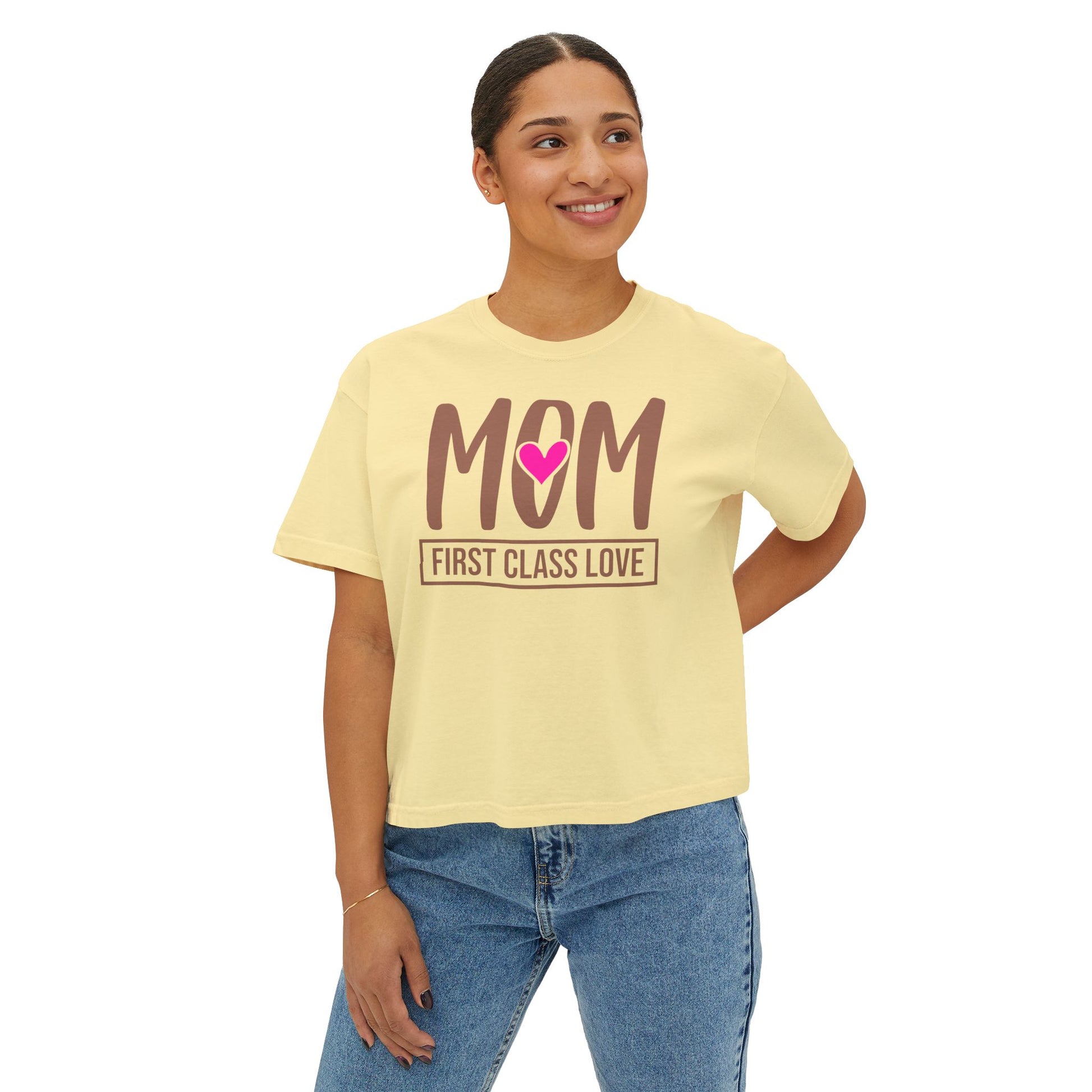 Mom “First Class Love” Boxy Tee – Cute Mother’s Day Shirt, Relaxed Fit Graphic Tee for Moms, Mail-Inspired Gift