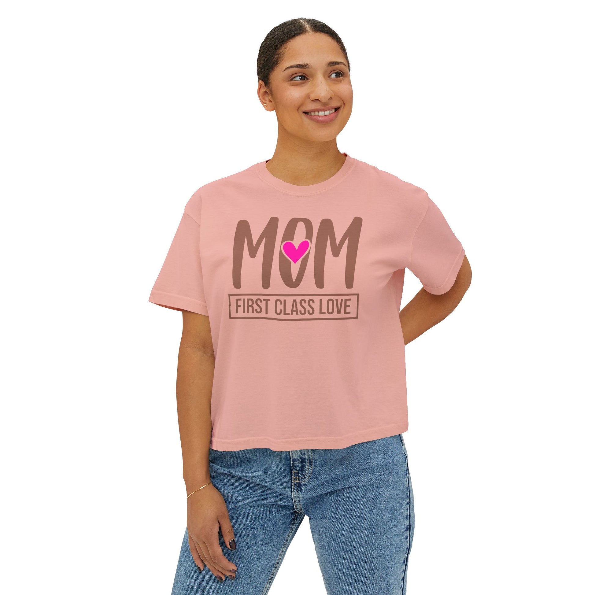 Mom “First Class Love” Boxy Tee – Cute Mother’s Day Shirt, Relaxed Fit Graphic Tee for Moms, Mail-Inspired Gift